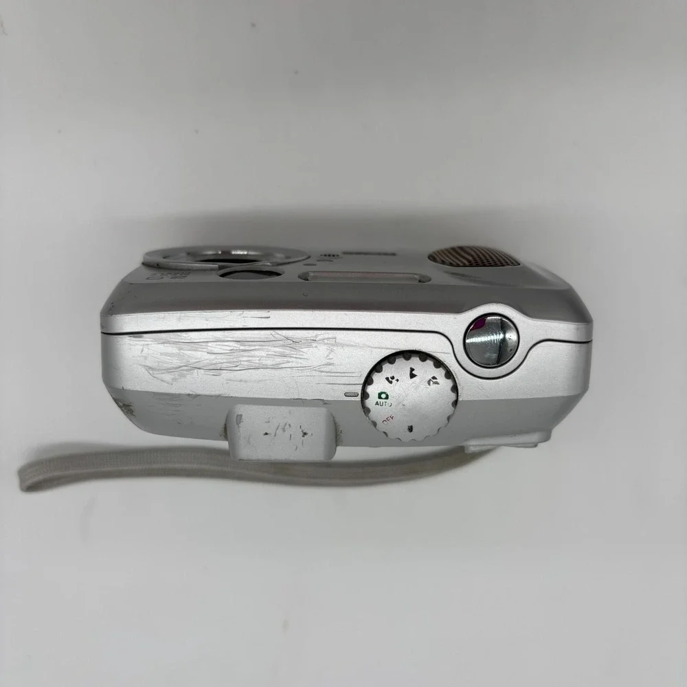 Kodak EasyShare CX6230 2.0MP Digital Megapixel Compact Silver Camera- Parts only